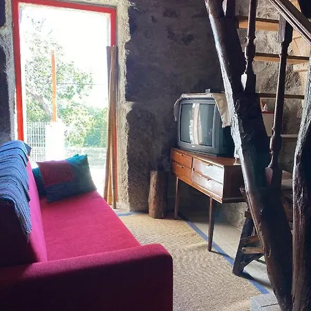 Casa Da Terra بيت للعطل *